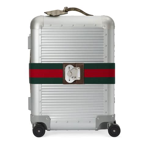 wat voor ras is gucci|gucci luggage brand.